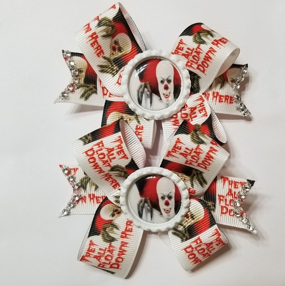 handmade Accessories - Pennywise "IT" horror hair bows (2 pack)